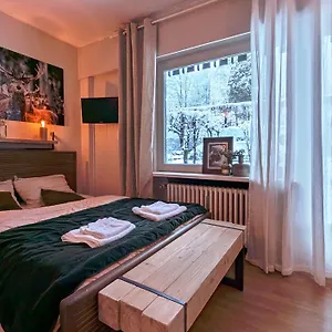 Au Petit Bois Apartment